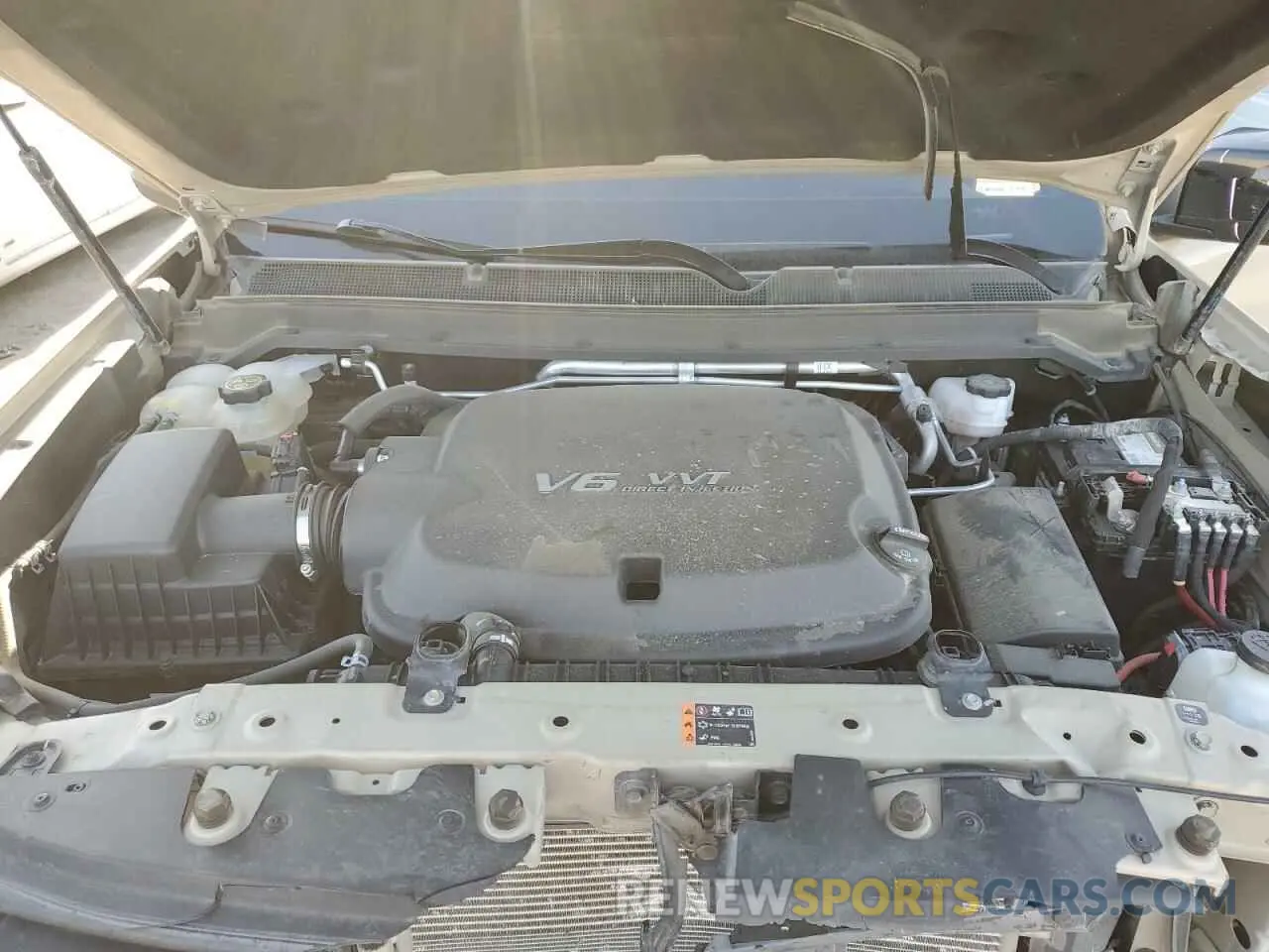 11 Photograph of a damaged car 1GCGTDEN9N1214178 CHEVROLET COLORADO 2022