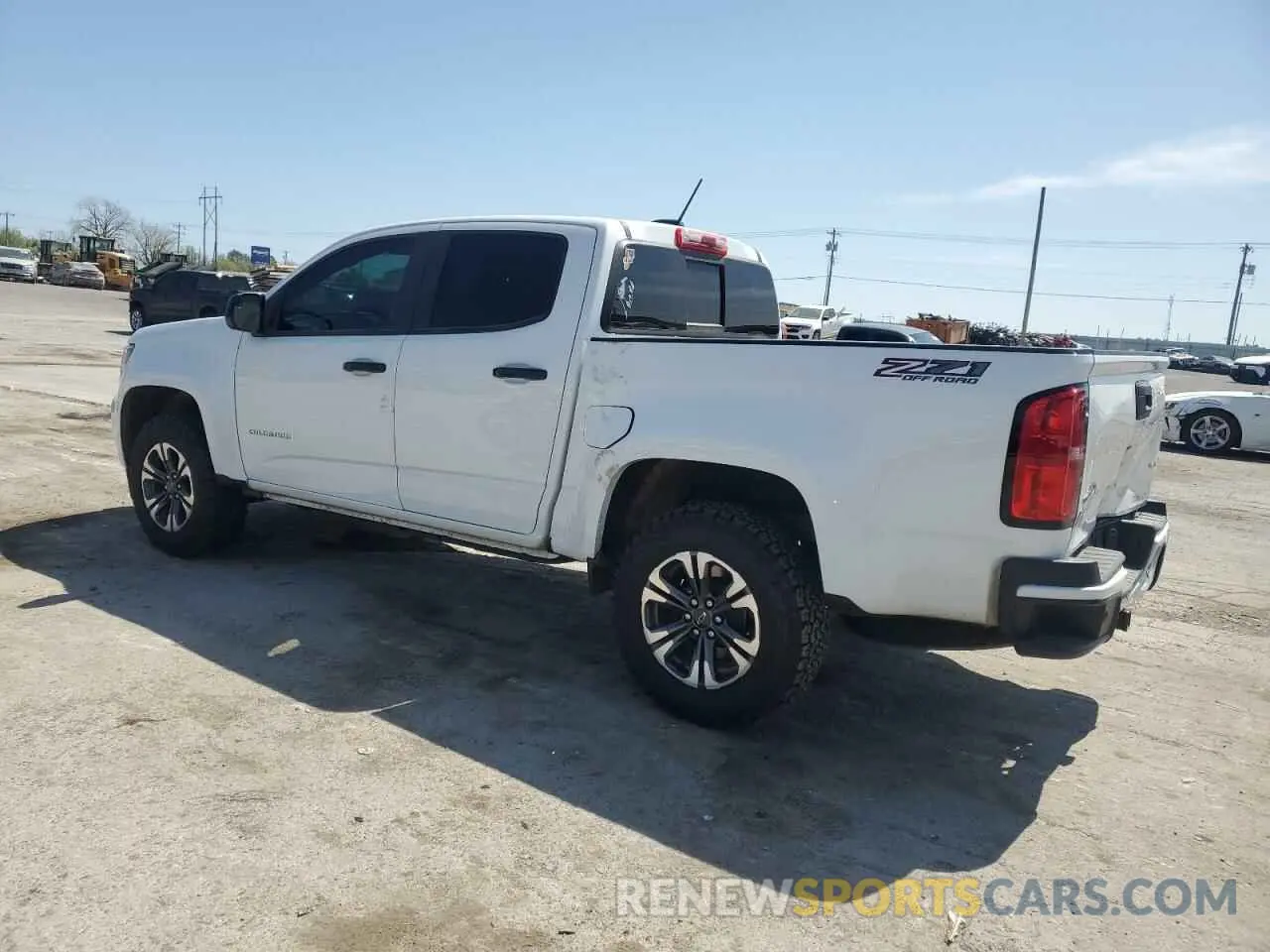 2 Photograph of a damaged car 1GCGTDENXN1253202 CHEVROLET COLORADO 2022