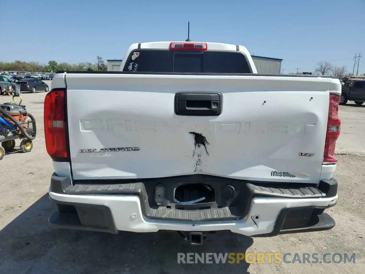6 Photograph of a damaged car 1GCGTDENXN1253202 CHEVROLET COLORADO 2022