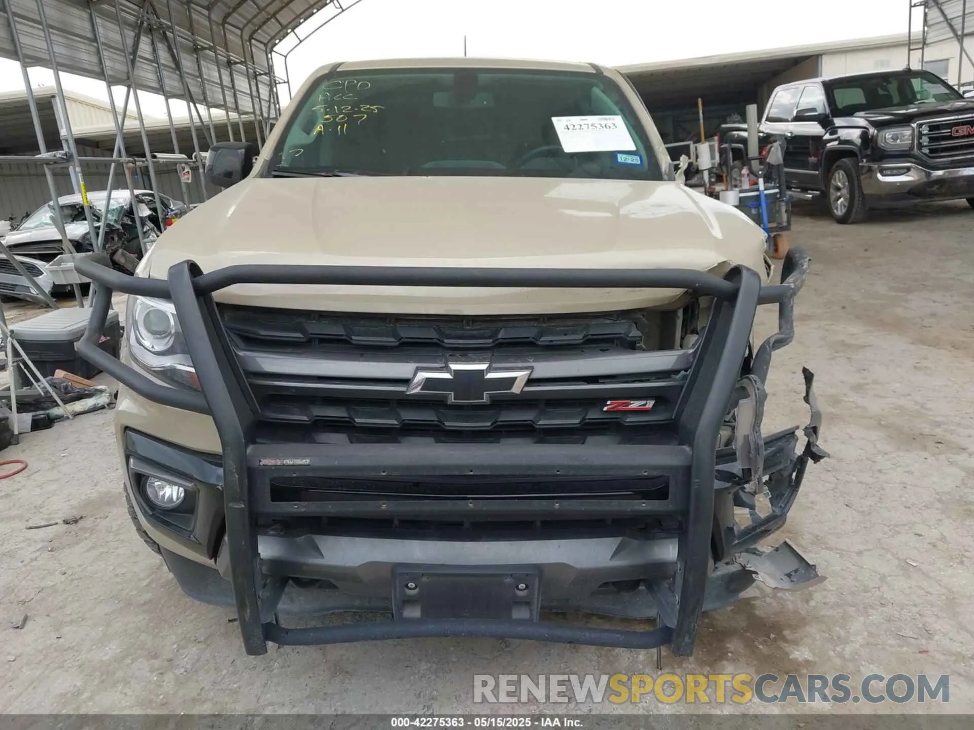 13 Photograph of a damaged car 1GCGTDENXN1280108 CHEVROLET COLORADO 2022