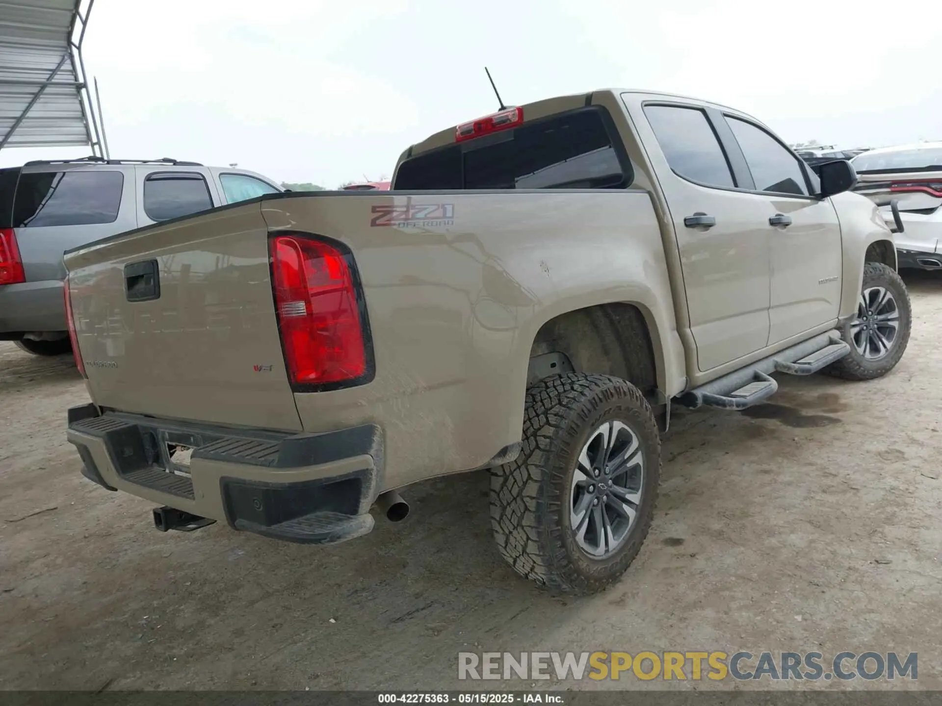 4 Photograph of a damaged car 1GCGTDENXN1280108 CHEVROLET COLORADO 2022