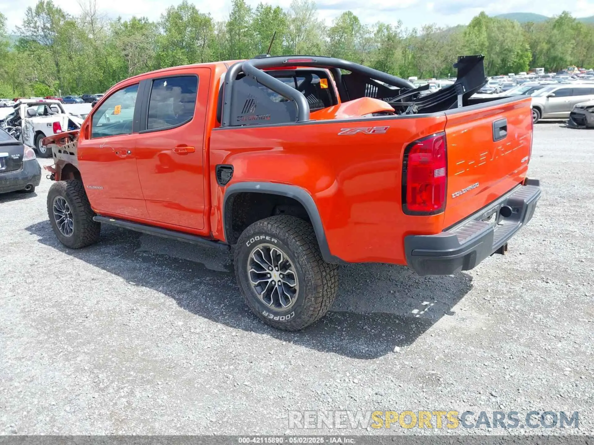 3 Photograph of a damaged car 1GCGTEEN1N1110502 CHEVROLET COLORADO 2022