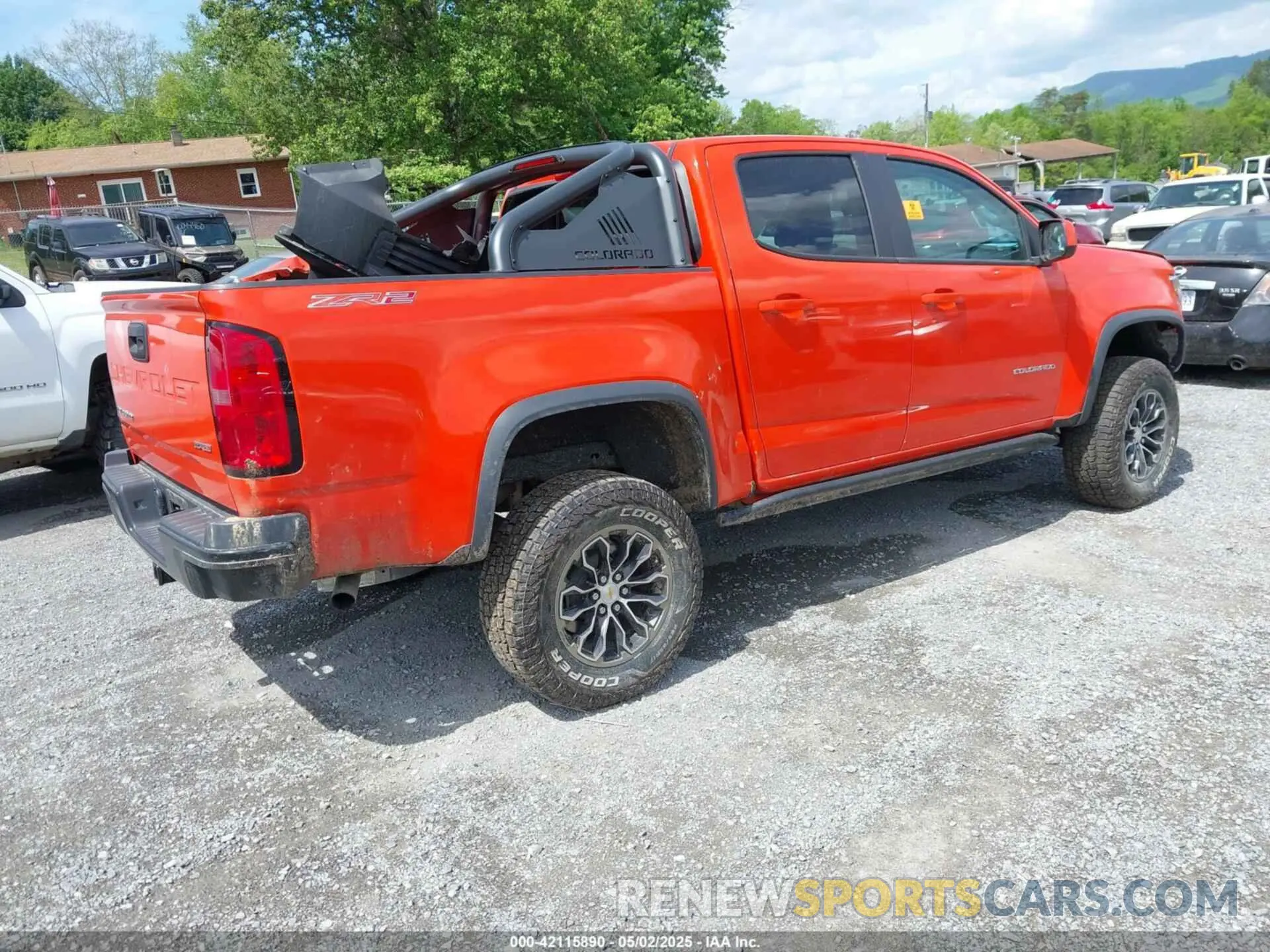 4 Photograph of a damaged car 1GCGTEEN1N1110502 CHEVROLET COLORADO 2022