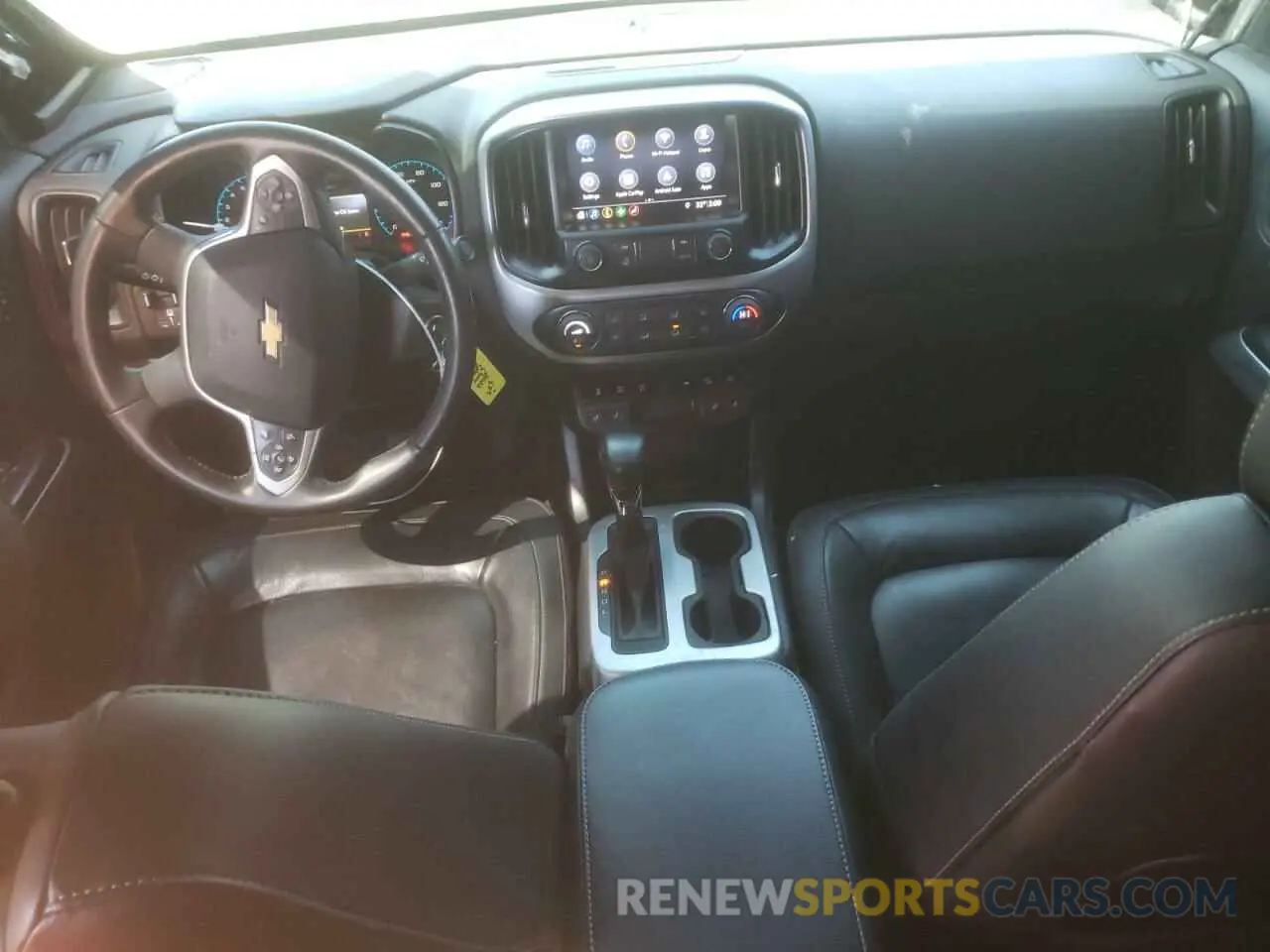 8 Photograph of a damaged car 1GCGTEEN5N1255008 CHEVROLET COLORADO 2022