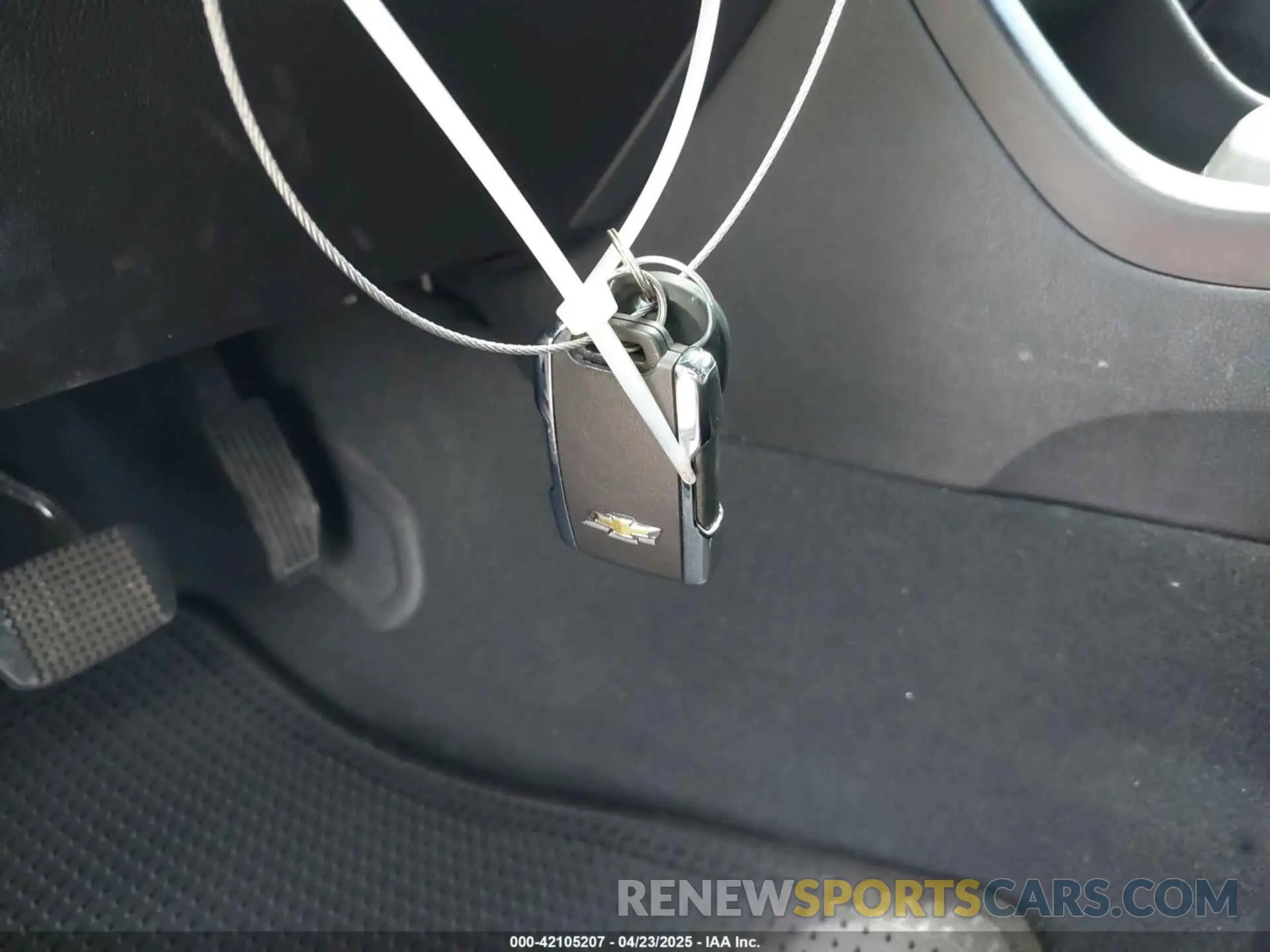 11 Photograph of a damaged car 1GCGTEEN6N1326782 CHEVROLET COLORADO 2022