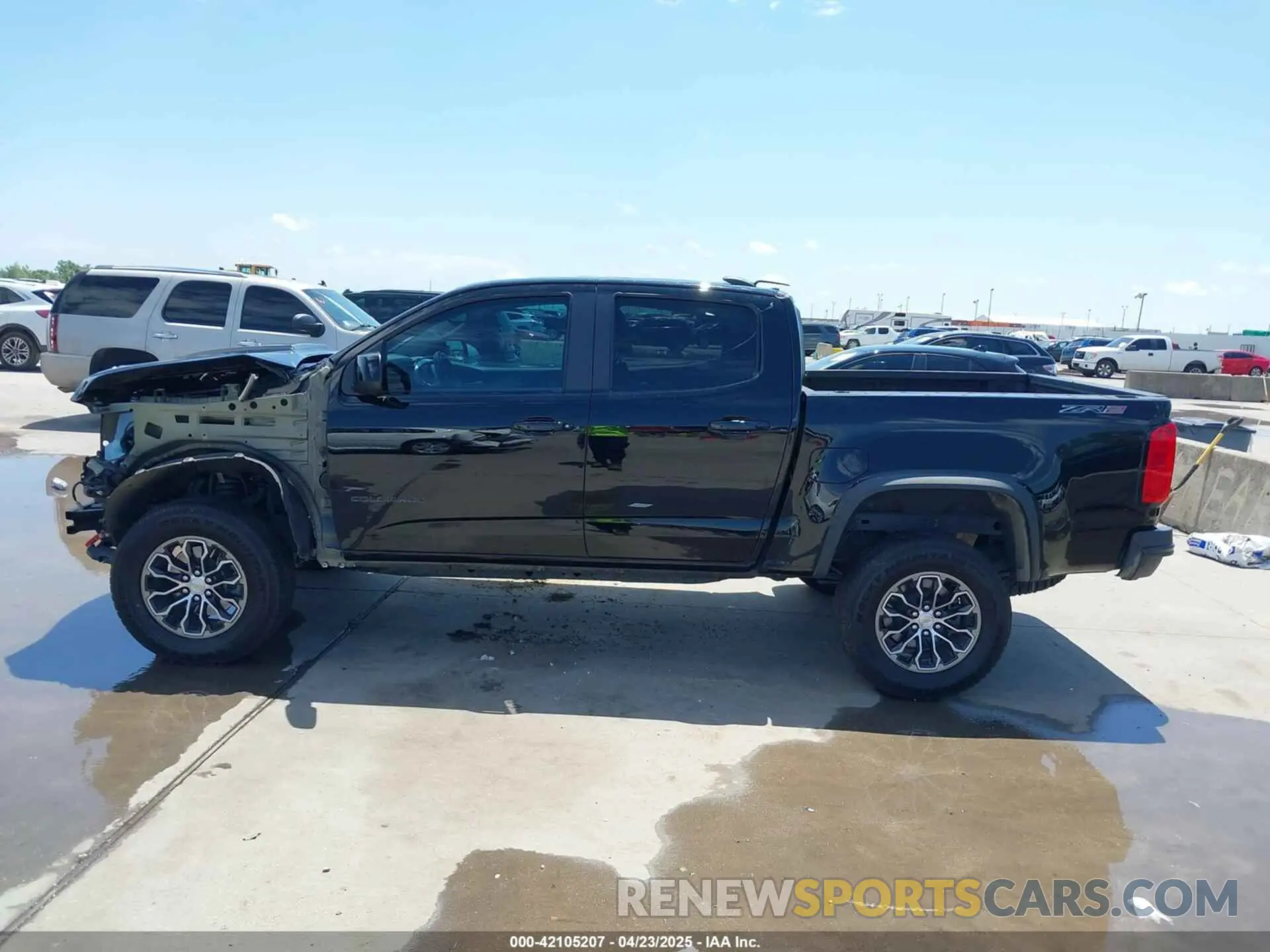 15 Photograph of a damaged car 1GCGTEEN6N1326782 CHEVROLET COLORADO 2022