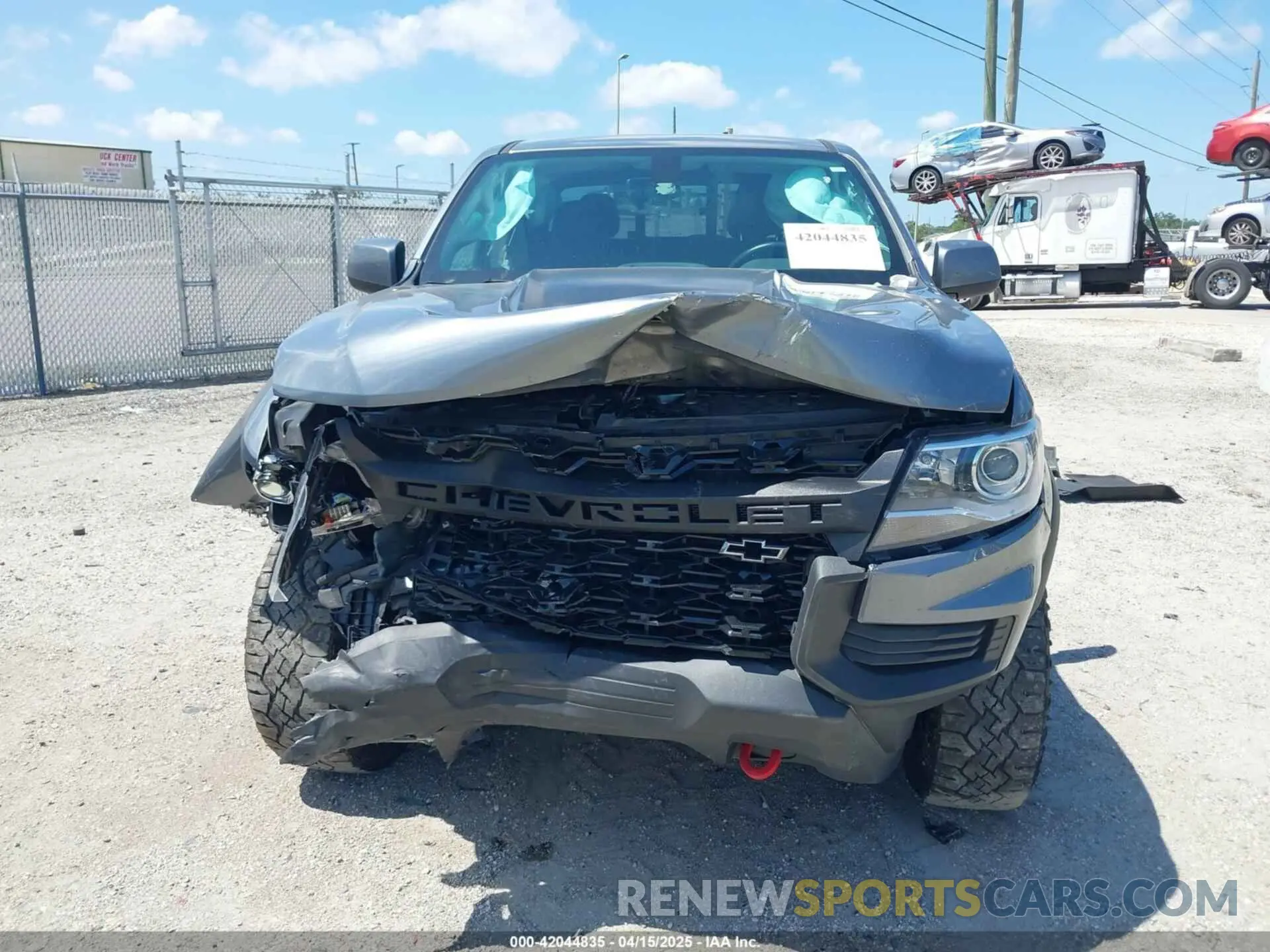 12 Photograph of a damaged car 1GCGTEEN7N1224682 CHEVROLET COLORADO 2022