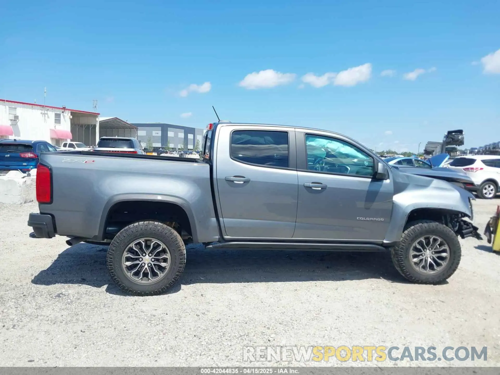 13 Photograph of a damaged car 1GCGTEEN7N1224682 CHEVROLET COLORADO 2022