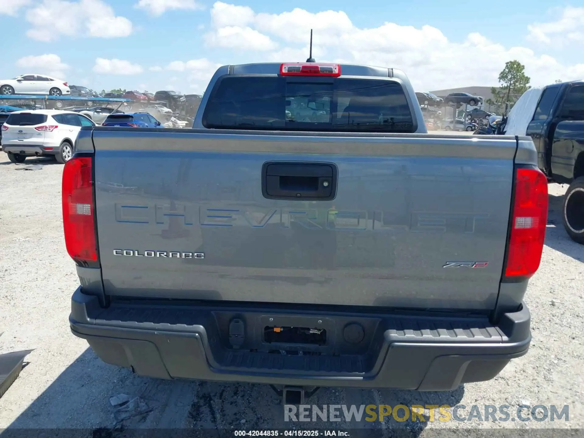 16 Photograph of a damaged car 1GCGTEEN7N1224682 CHEVROLET COLORADO 2022