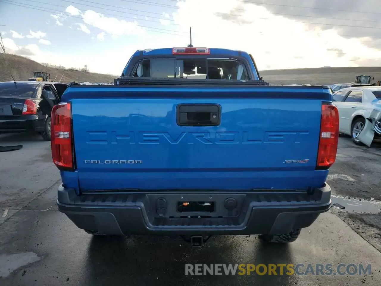 6 Photograph of a damaged car 1GCGTEEN7N1322272 CHEVROLET COLORADO 2022