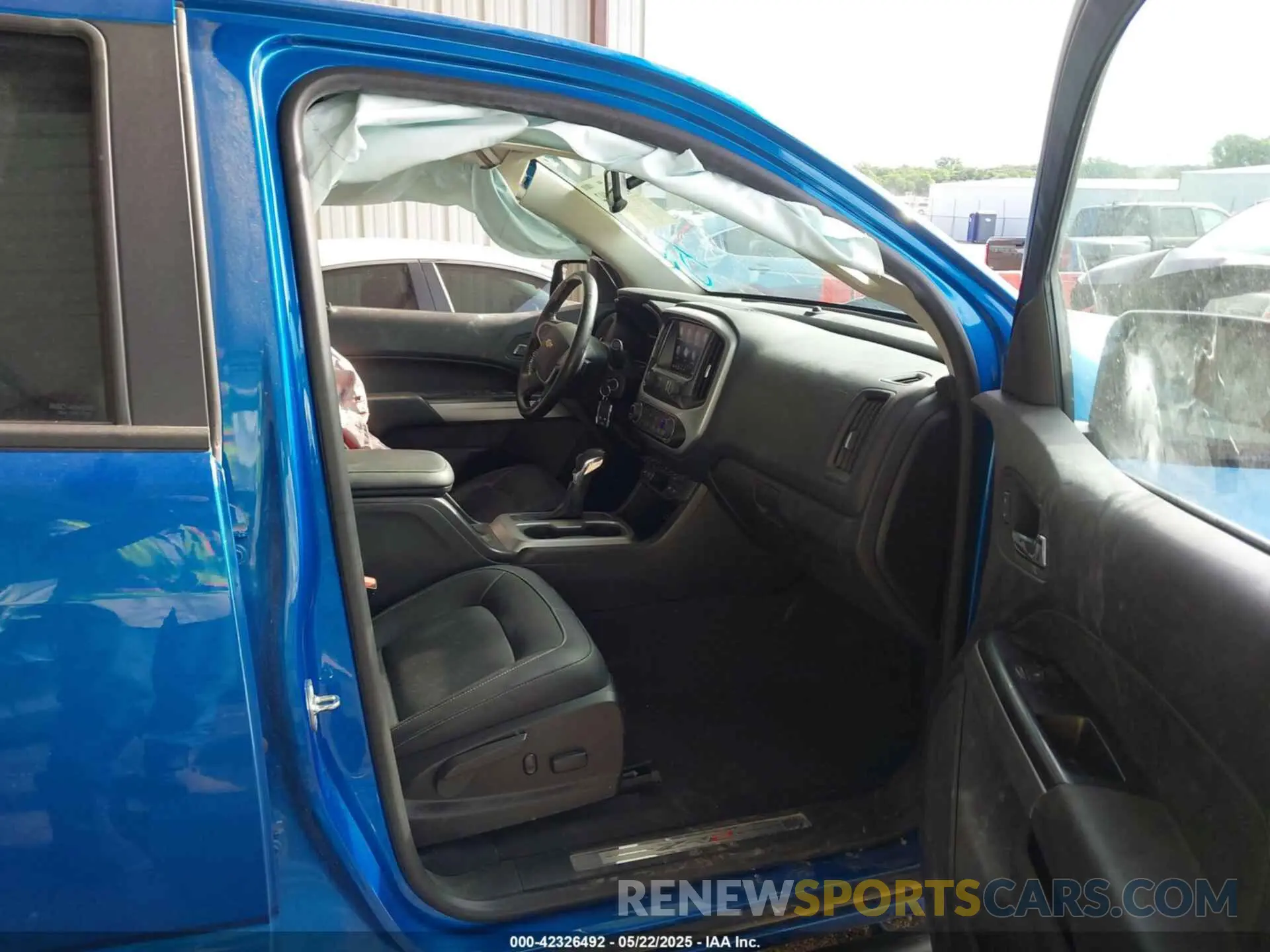 5 Photograph of a damaged car 1GCGTEEN8N1118953 CHEVROLET COLORADO 2022