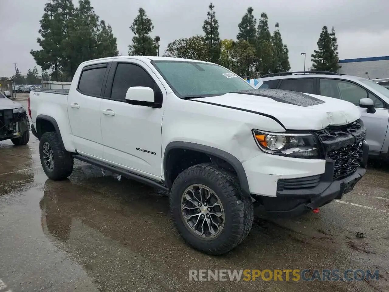 4 Photograph of a damaged car 1GCGTEENXN1192522 CHEVROLET COLORADO 2022
