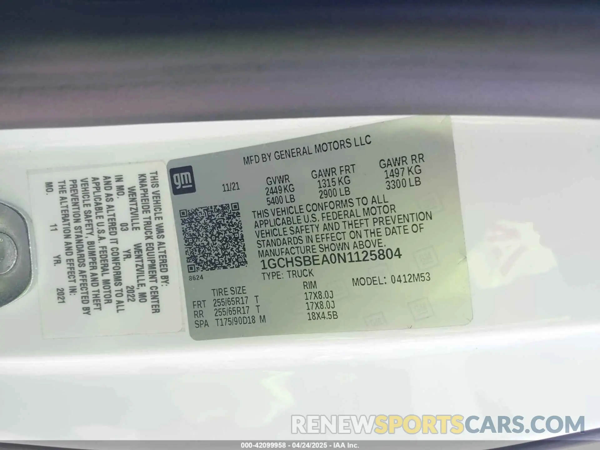9 Photograph of a damaged car 1GCHSBEA0N1125804 CHEVROLET COLORADO 2022