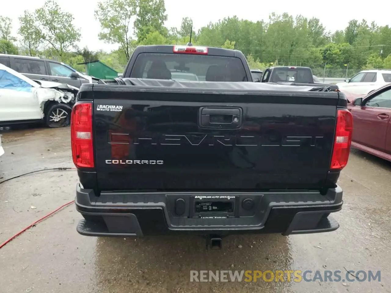 6 Photograph of a damaged car 1GCHSBEA0N1281163 CHEVROLET COLORADO 2022