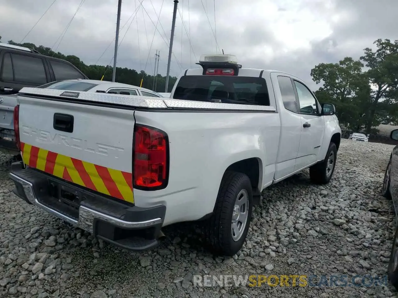 3 Photograph of a damaged car 1GCHSBEA8N1187547 CHEVROLET COLORADO 2022