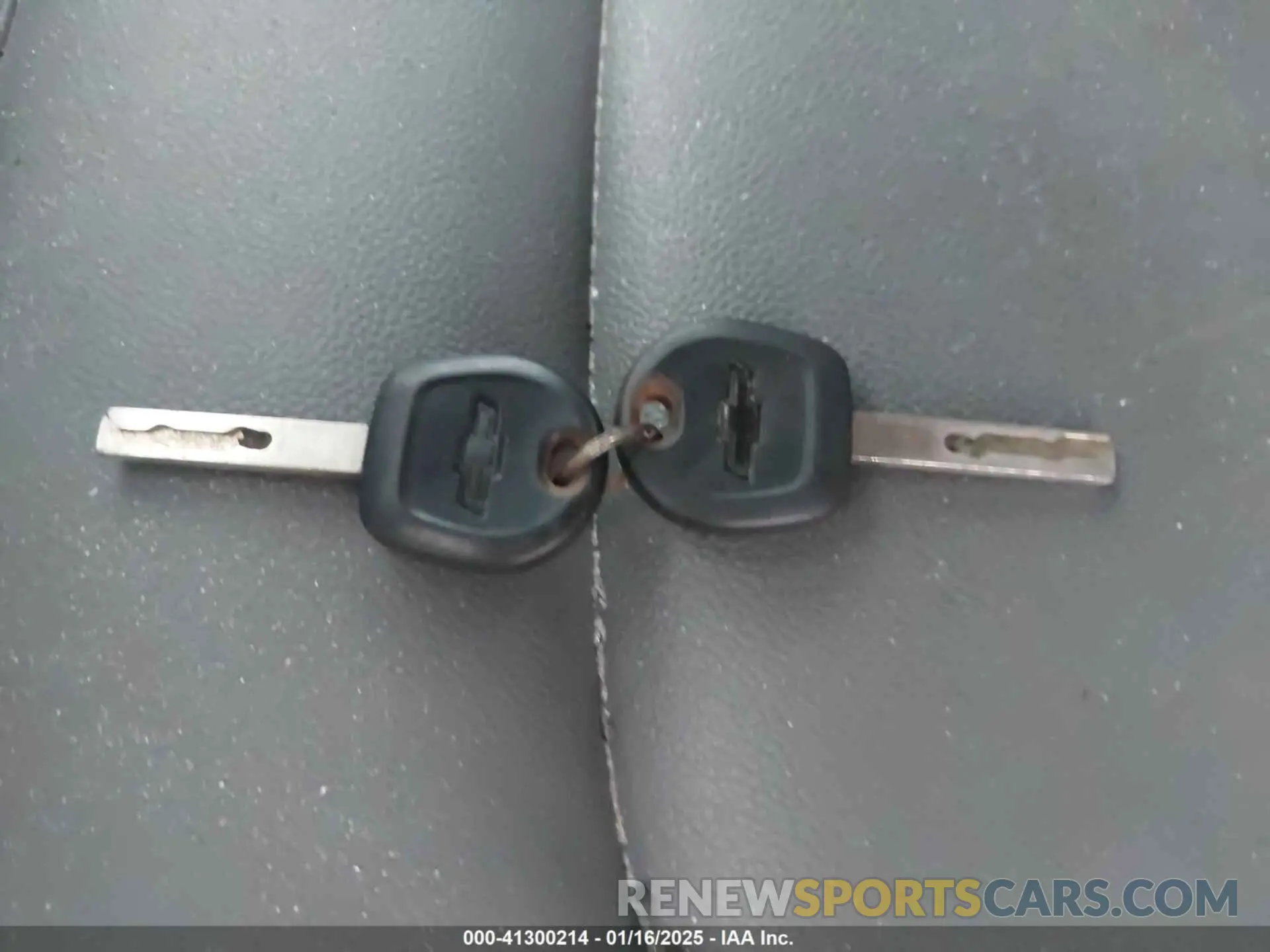 11 Photograph of a damaged car 1GCHSBEA8N1264935 CHEVROLET COLORADO 2022