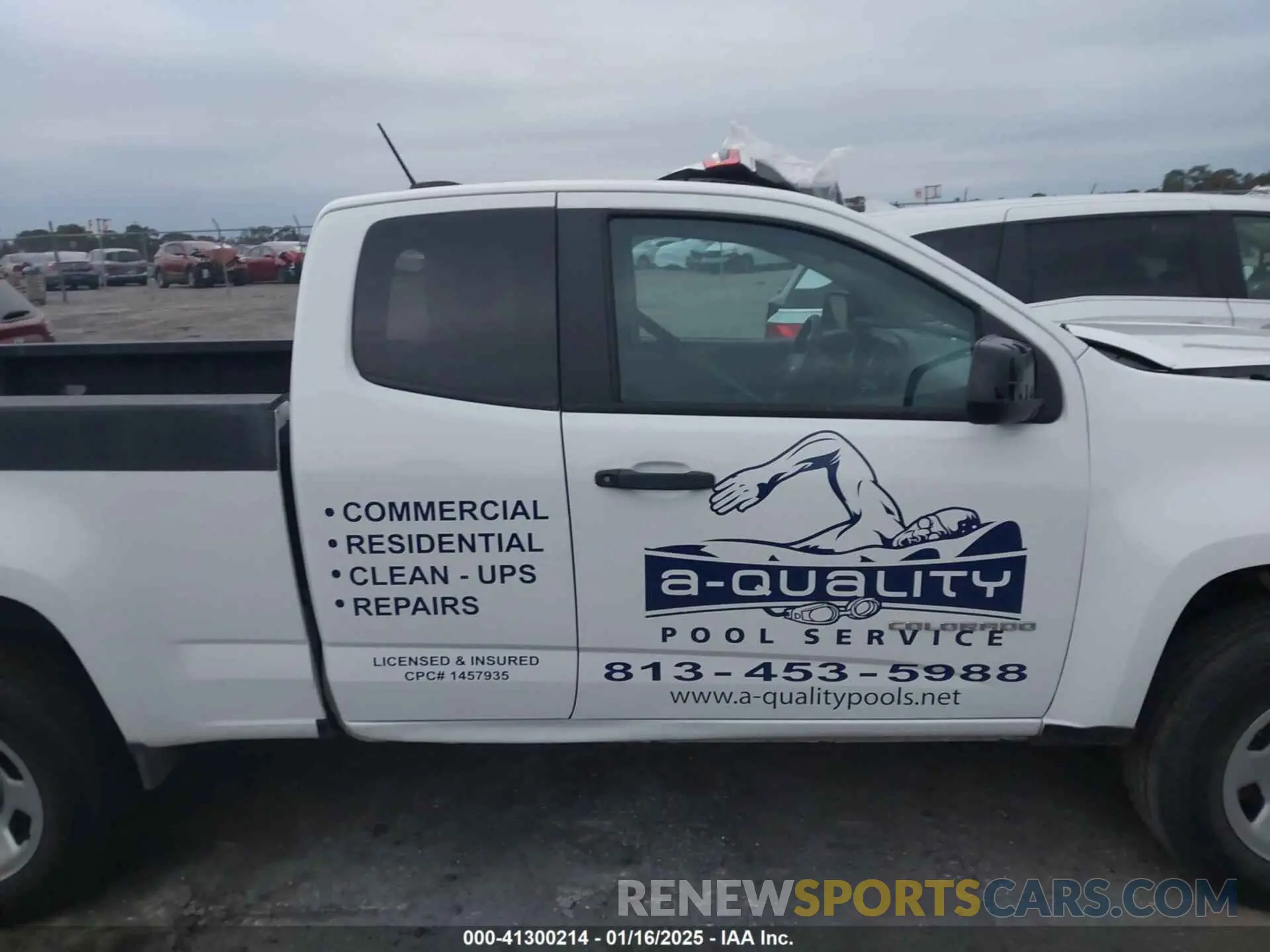 13 Photograph of a damaged car 1GCHSBEA8N1264935 CHEVROLET COLORADO 2022