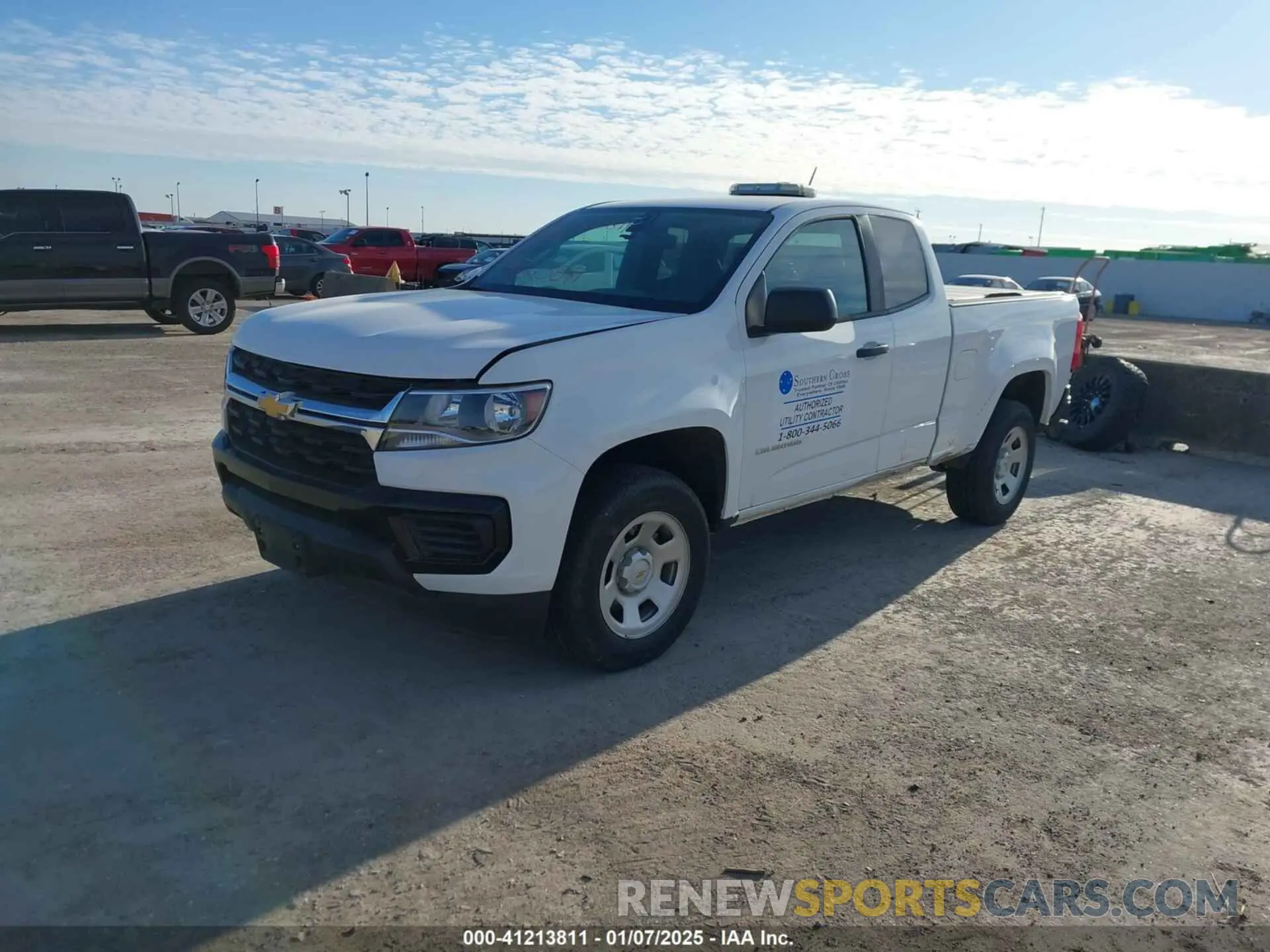 2 Photograph of a damaged car 1GCHSBEN6N1259669 CHEVROLET COLORADO 2022