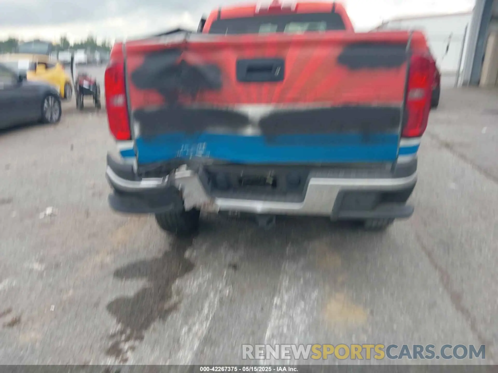 16 Photograph of a damaged car 1GCHSBEN9N1241134 CHEVROLET COLORADO 2022