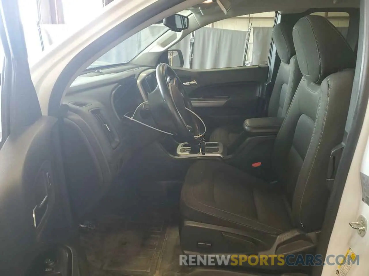 7 Photograph of a damaged car 1GCHSCEA0N1127770 CHEVROLET COLORADO 2022