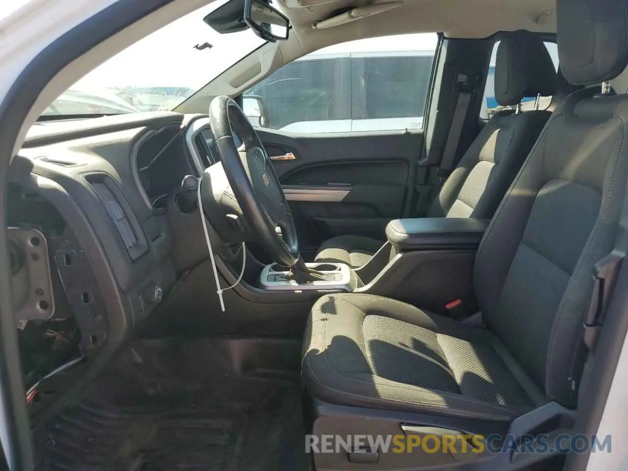 7 Photograph of a damaged car 1GCHSCEA2N1117046 CHEVROLET COLORADO 2022