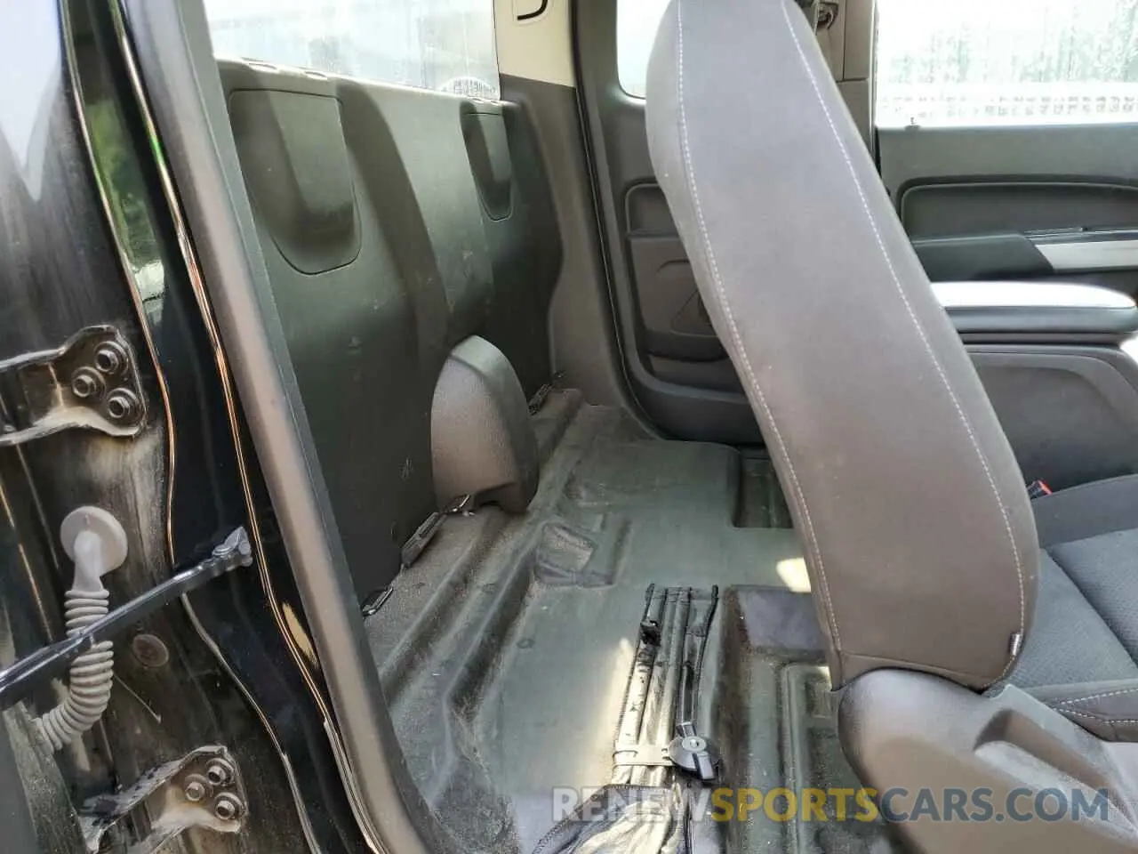 10 Photograph of a damaged car 1GCHSCEA2N1159815 CHEVROLET COLORADO 2022