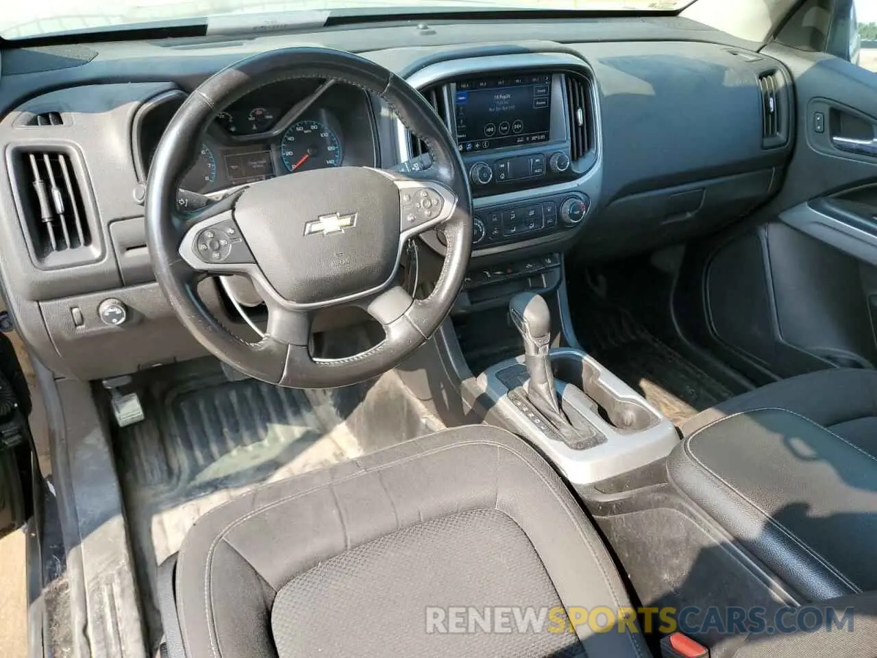 8 Photograph of a damaged car 1GCHSCEA2N1159815 CHEVROLET COLORADO 2022