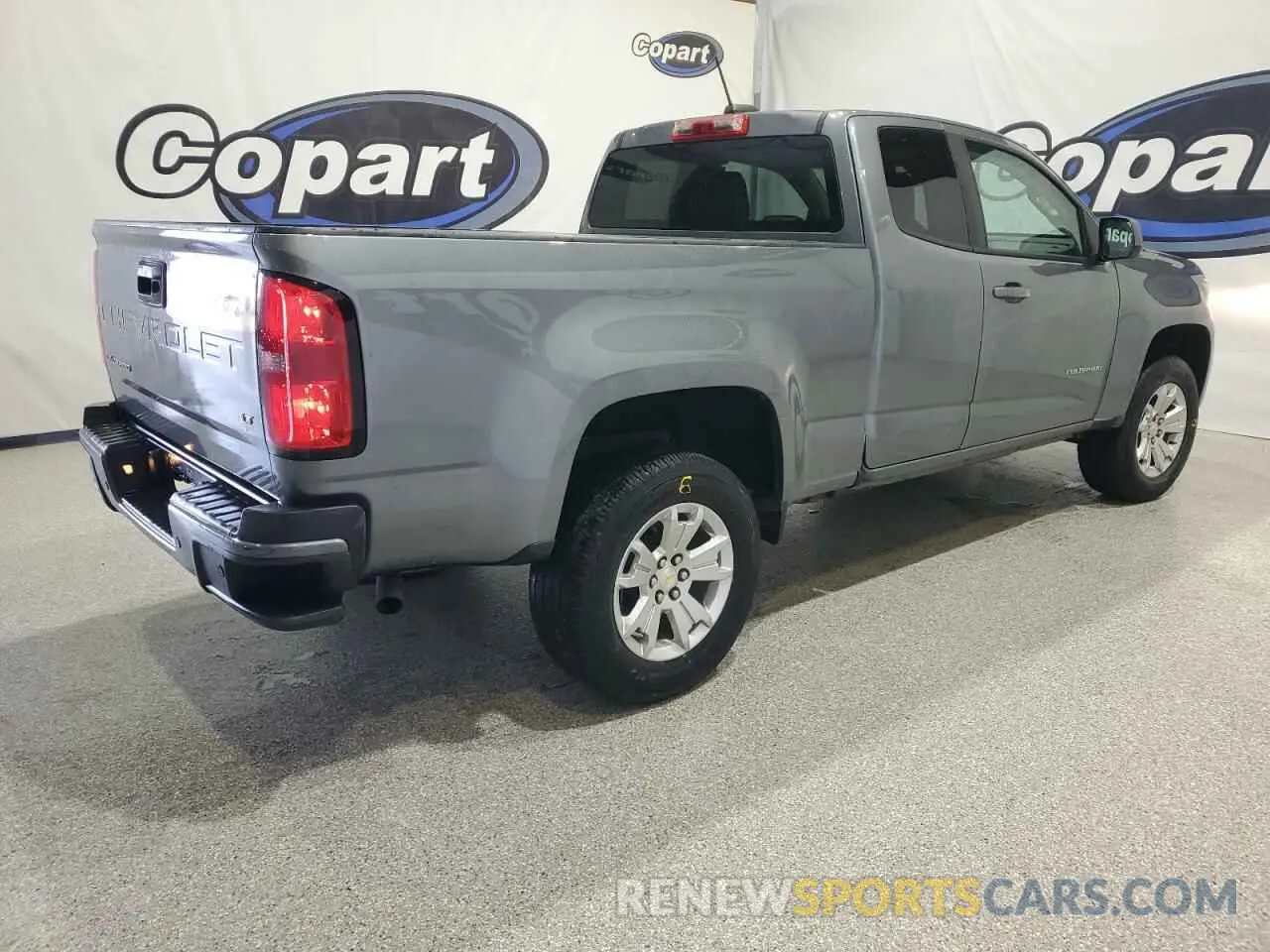 3 Photograph of a damaged car 1GCHSCEA2N1169938 CHEVROLET COLORADO 2022