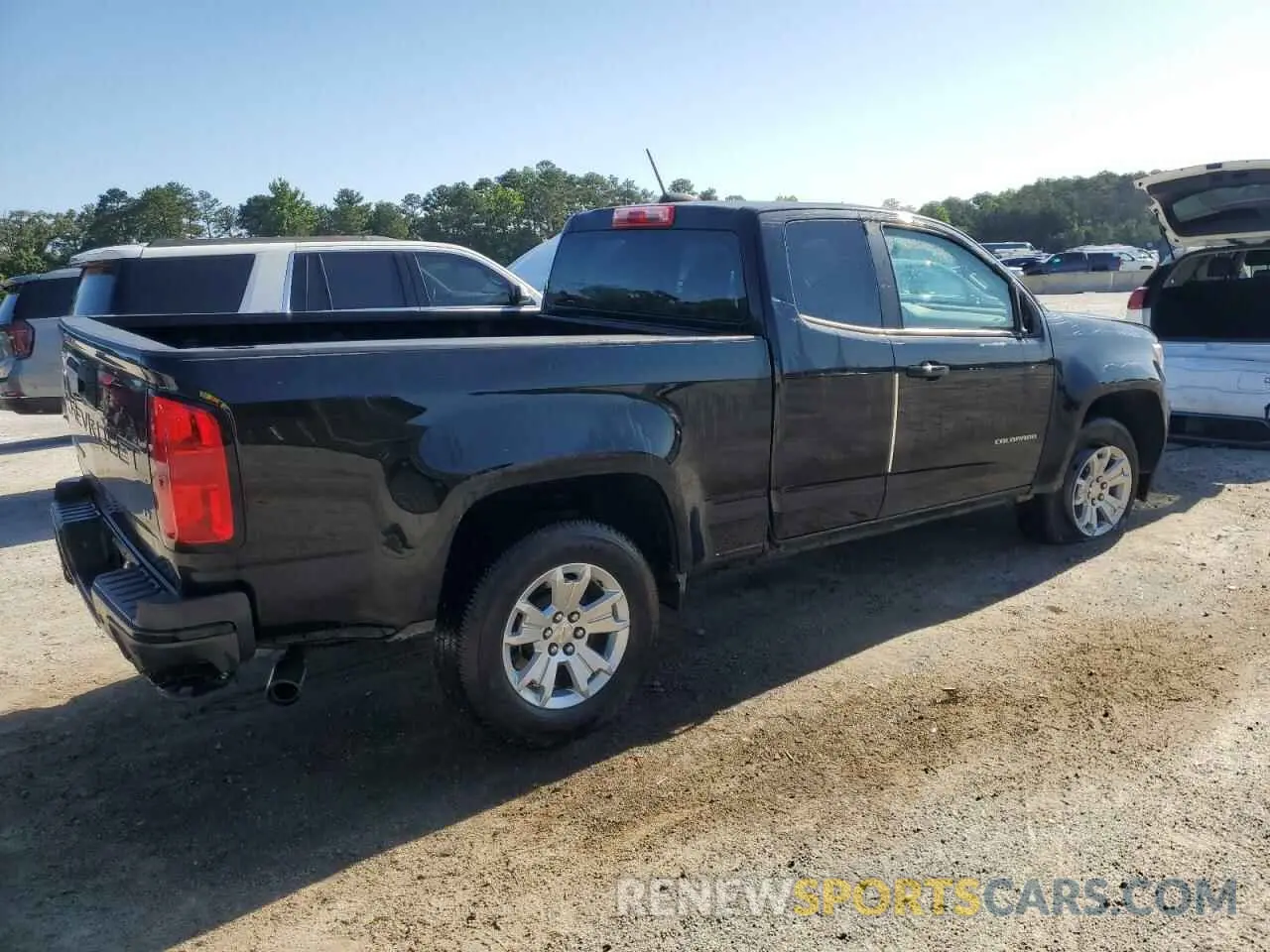3 Photograph of a damaged car 1GCHSCEA2N1274009 CHEVROLET COLORADO 2022