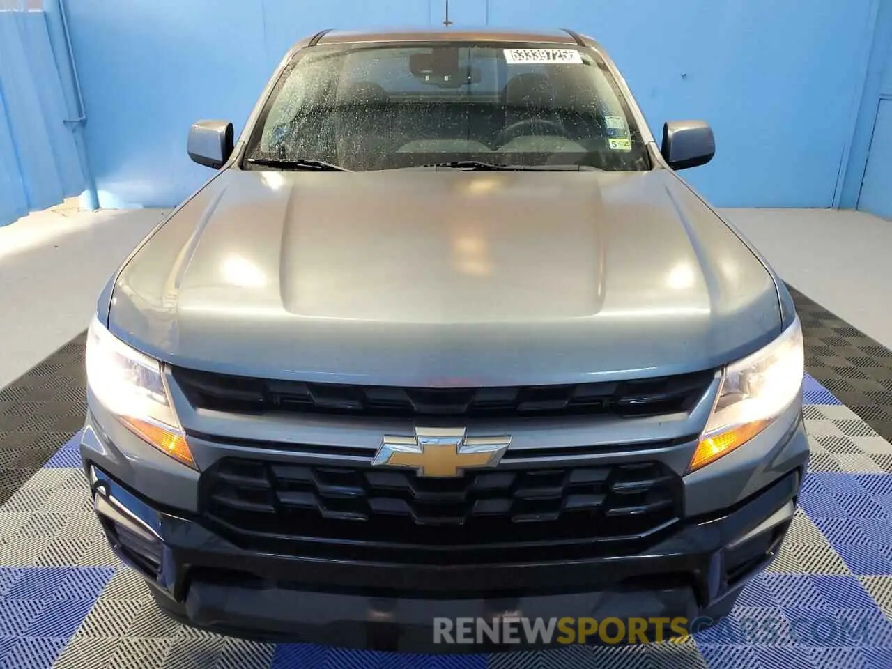 5 Photograph of a damaged car 1GCHSCEA3N1175585 CHEVROLET COLORADO 2022