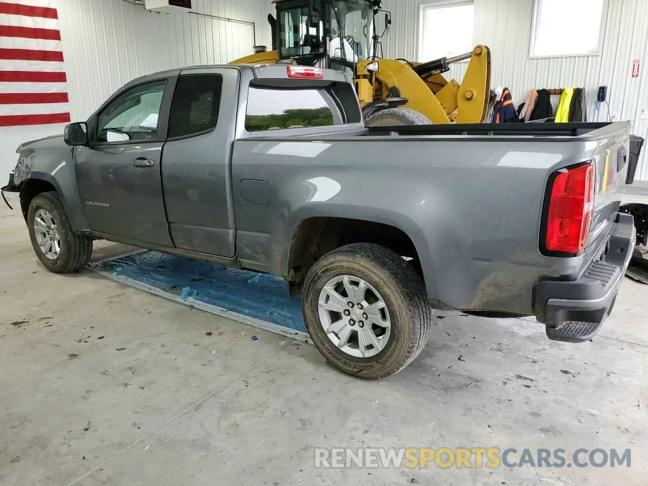 2 Photograph of a damaged car 1GCHSCEA3N1175893 CHEVROLET COLORADO 2022