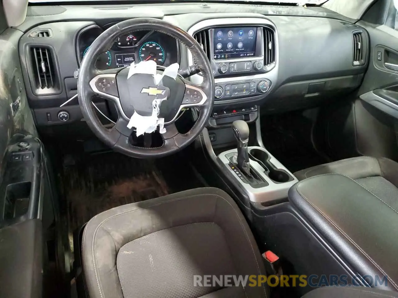 8 Photograph of a damaged car 1GCHSCEA3N1175893 CHEVROLET COLORADO 2022