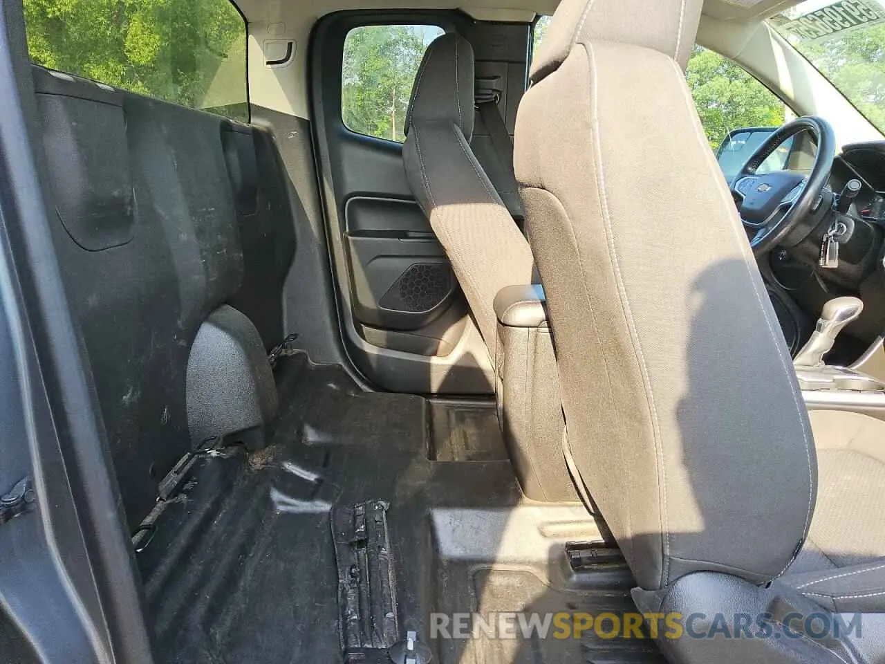 10 Photograph of a damaged car 1GCHSCEA3N1176249 CHEVROLET COLORADO 2022