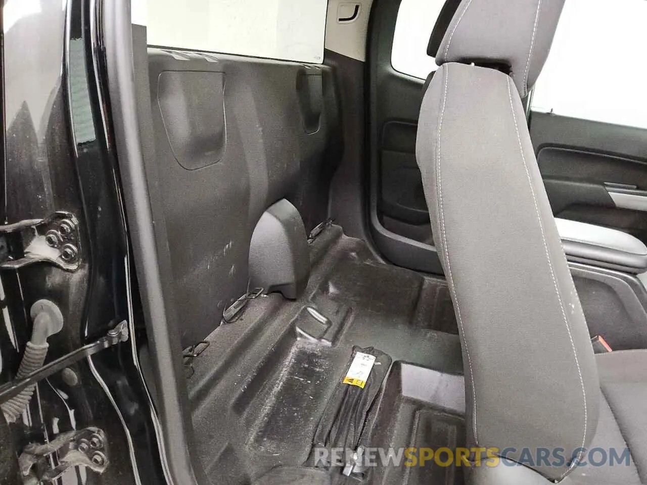 10 Photograph of a damaged car 1GCHSCEA3N1229130 CHEVROLET COLORADO 2022