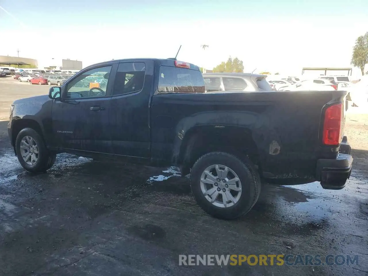 2 Photograph of a damaged car 1GCHSCEA3N1274133 CHEVROLET COLORADO 2022