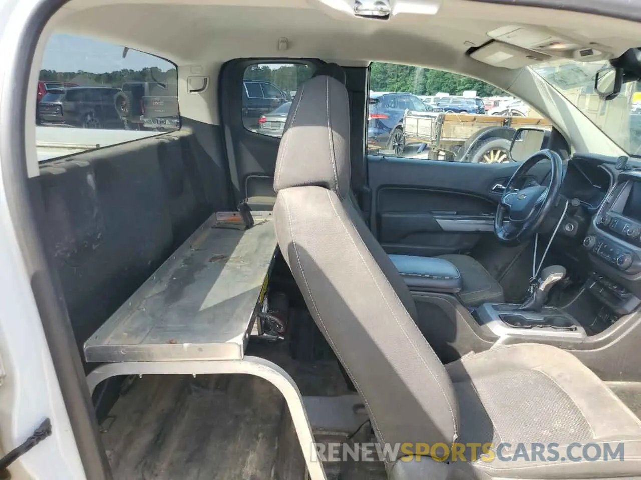 10 Photograph of a damaged car 1GCHSCEA4N1118649 CHEVROLET COLORADO 2022