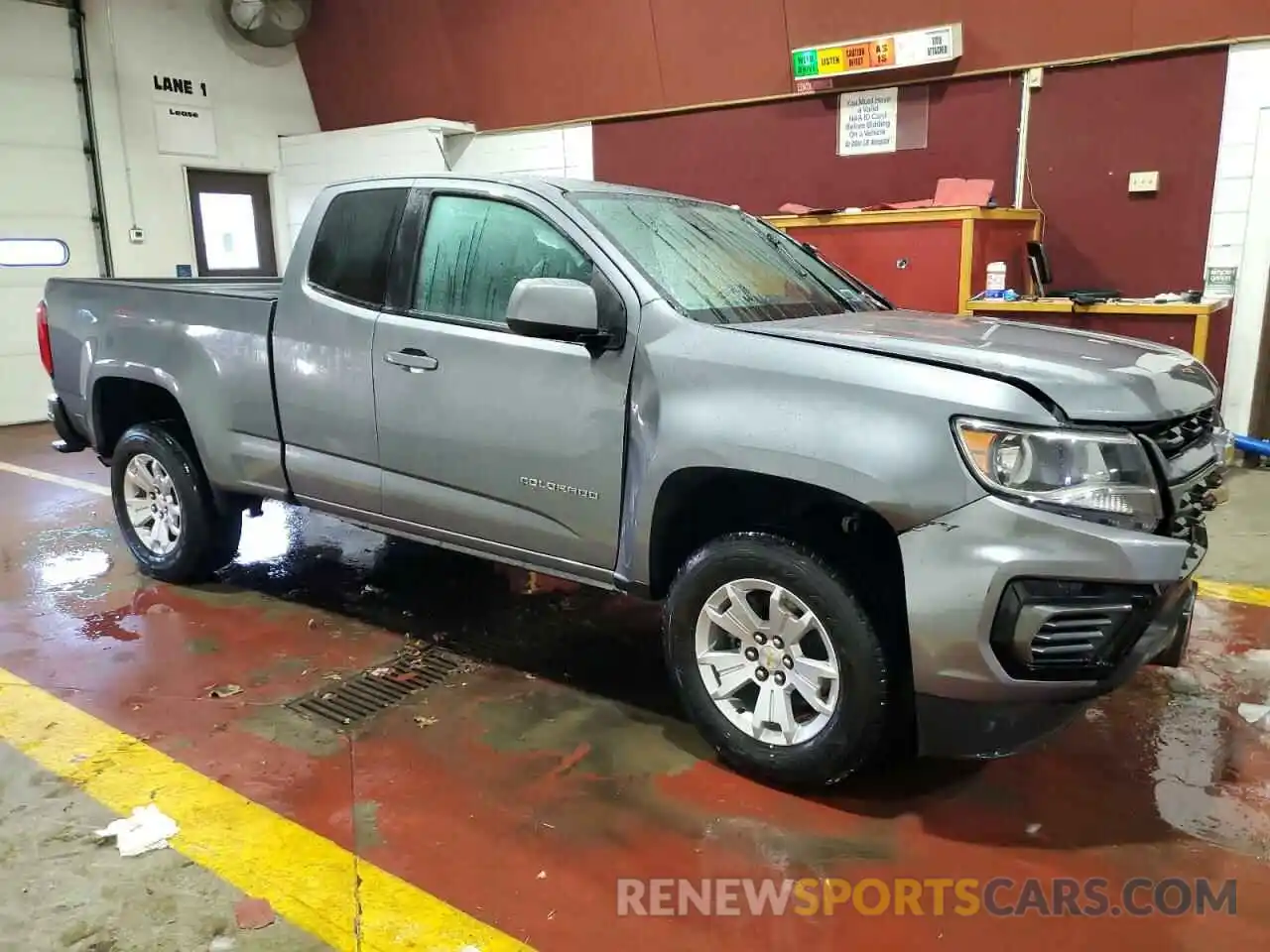 4 Photograph of a damaged car 1GCHSCEA5N1180805 CHEVROLET COLORADO 2022