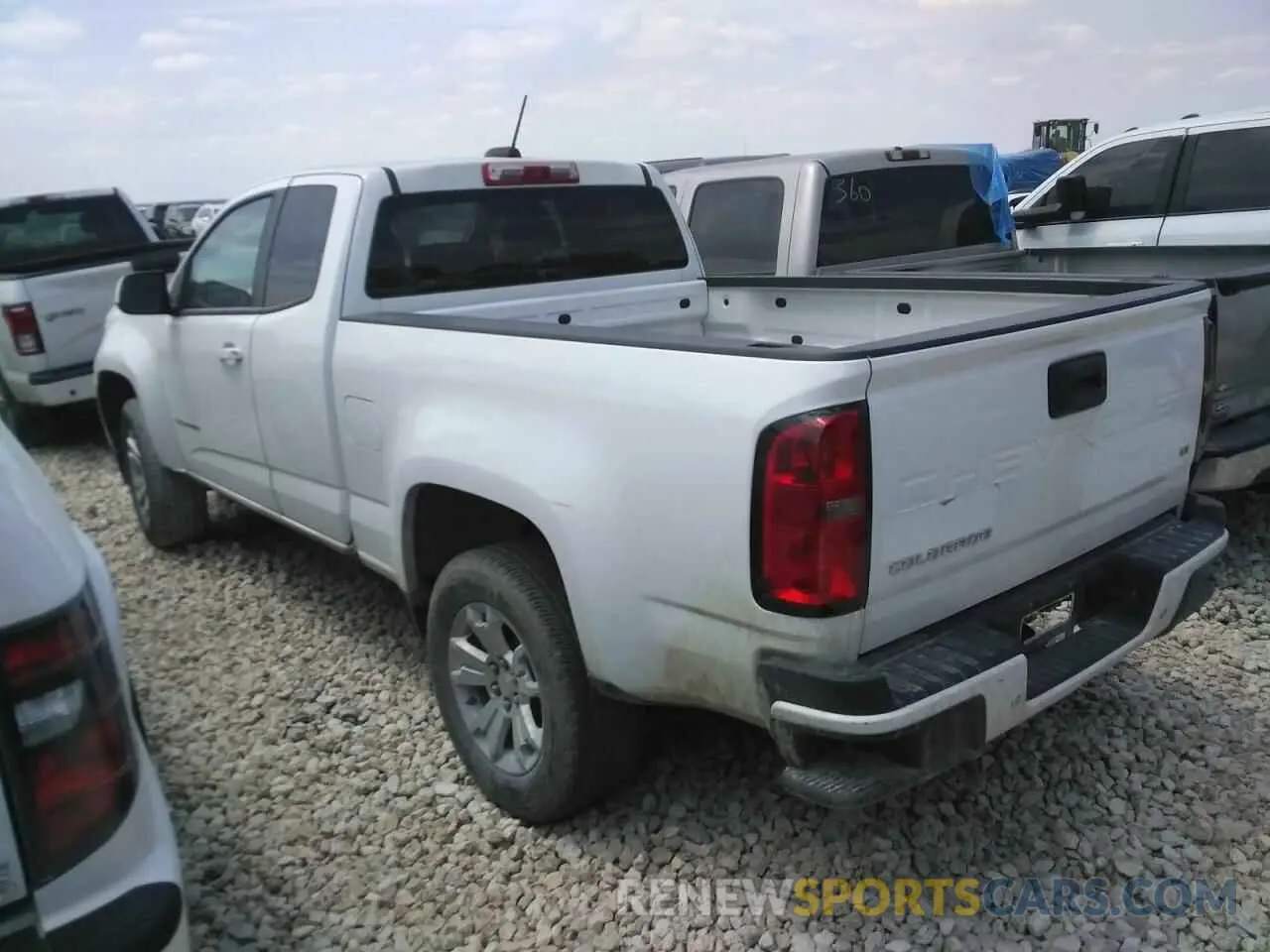 2 Photograph of a damaged car 1GCHSCEA5N1216041 CHEVROLET COLORADO 2022