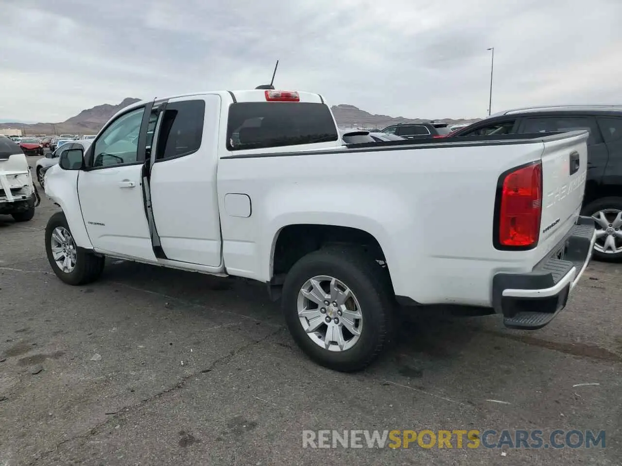 2 Photograph of a damaged car 1GCHSCEA5N1236984 CHEVROLET COLORADO 2022