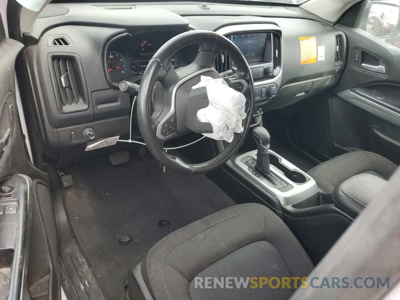 8 Photograph of a damaged car 1GCHSCEA5N1236984 CHEVROLET COLORADO 2022