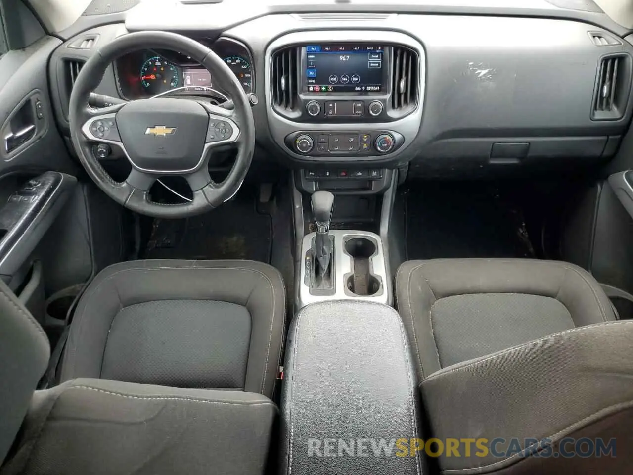 8 Photograph of a damaged car 1GCHSCEA5N1237679 CHEVROLET COLORADO 2022