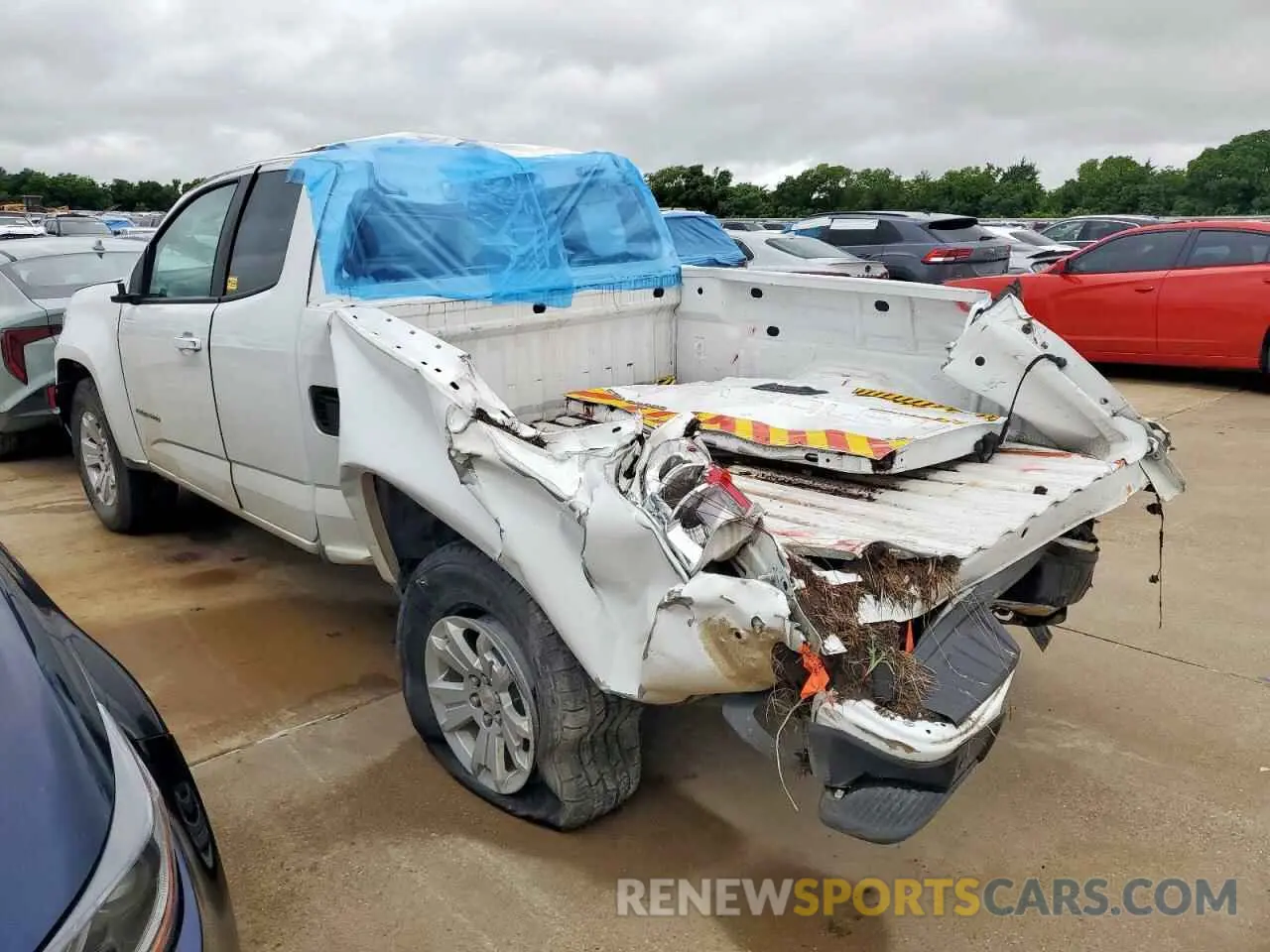 2 Photograph of a damaged car 1GCHSCEA6N1118071 CHEVROLET COLORADO 2022