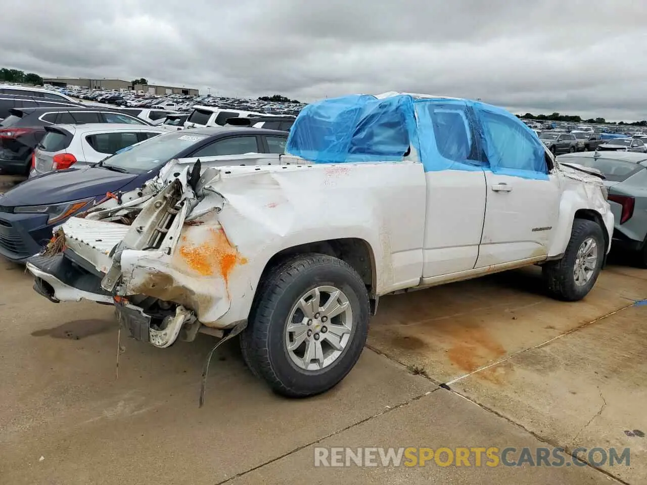 3 Photograph of a damaged car 1GCHSCEA6N1118071 CHEVROLET COLORADO 2022