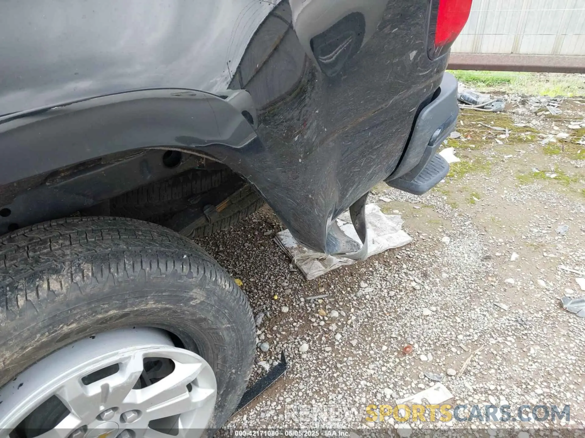 6 Photograph of a damaged car 1GCHSCEA6N1149630 CHEVROLET COLORADO 2022