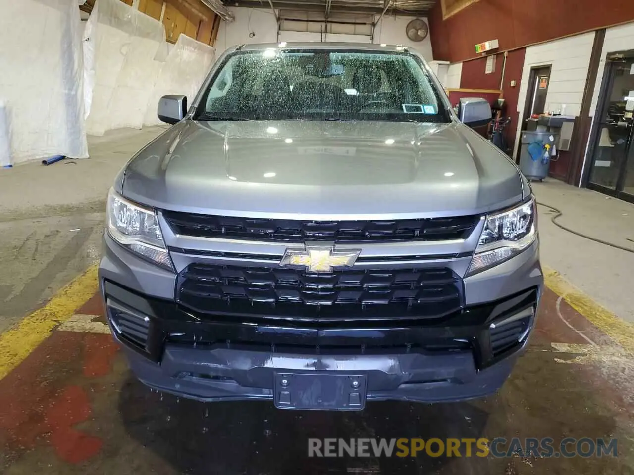5 Photograph of a damaged car 1GCHSCEA6N1156030 CHEVROLET COLORADO 2022