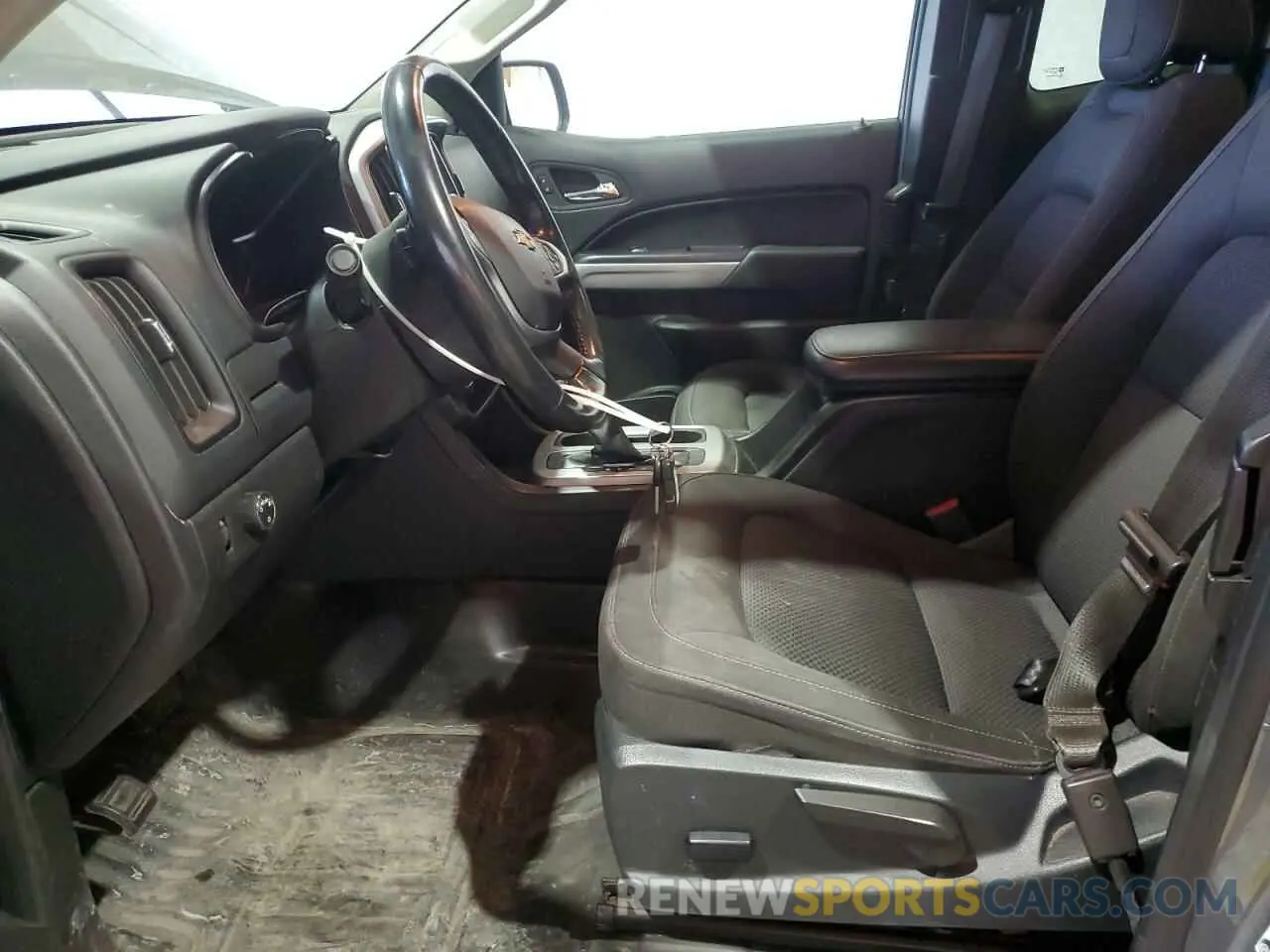 7 Photograph of a damaged car 1GCHSCEA6N1156030 CHEVROLET COLORADO 2022