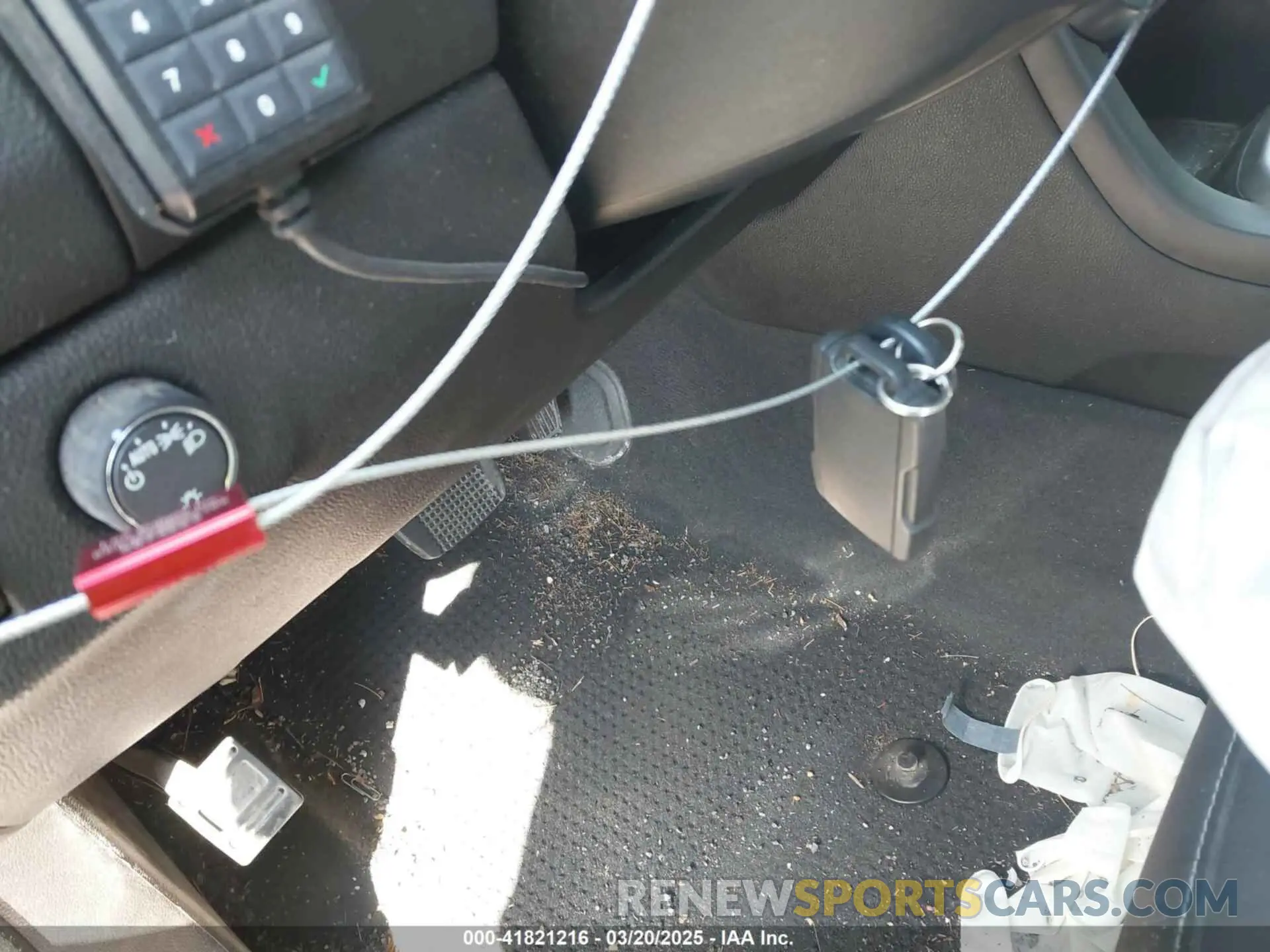 11 Photograph of a damaged car 1GCHSCEA6N1204948 CHEVROLET COLORADO 2022