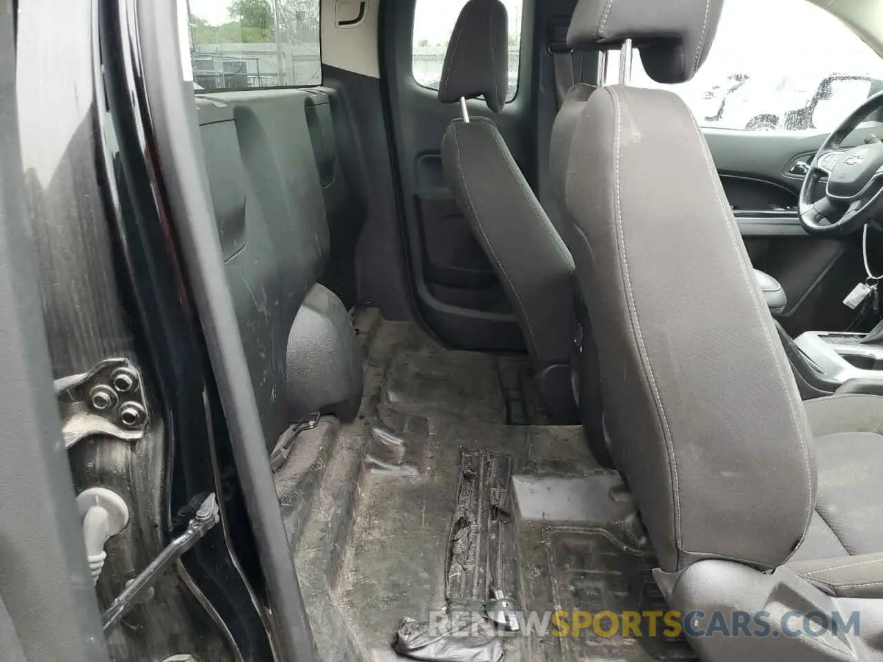 10 Photograph of a damaged car 1GCHSCEA8N1167837 CHEVROLET COLORADO 2022
