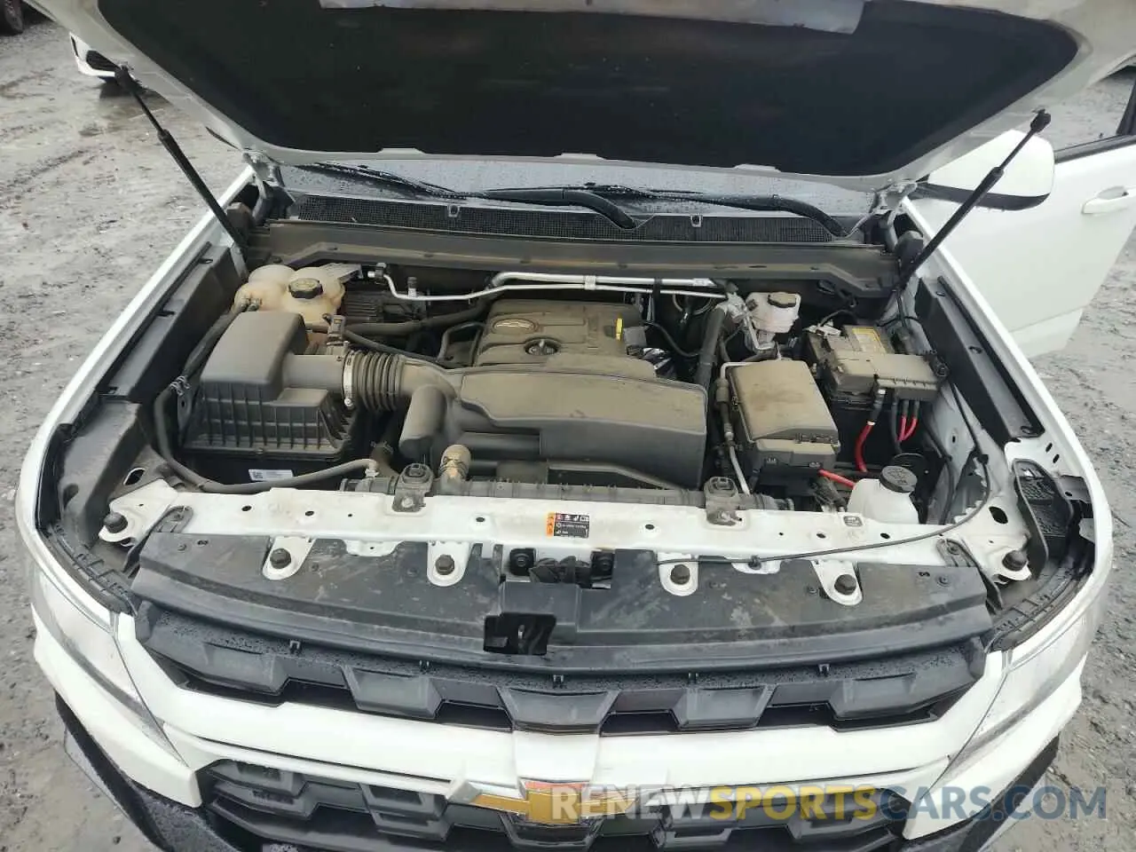 11 Photograph of a damaged car 1GCHSCEA8N1191524 CHEVROLET COLORADO 2022