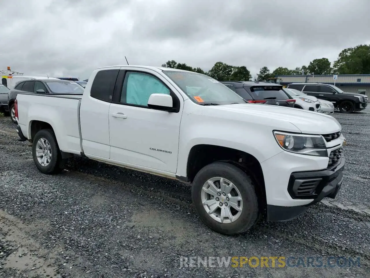 4 Photograph of a damaged car 1GCHSCEA8N1191524 CHEVROLET COLORADO 2022